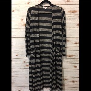 Medium Heather gray and dark navy blue duster